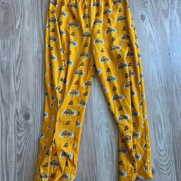 Kids Yellow Los Angeles Lakers NBA Pajama Pants - Picture 3 of 6